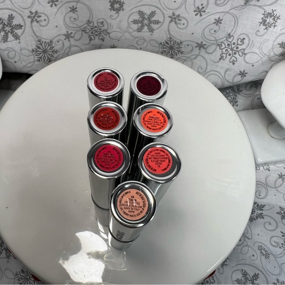 MAC Cosmetics Lock Kiss 24 Hour Lipstick x7 -Gutsy-Renegade-Teaser-Ruby True-Coy - Picture 11 of 12